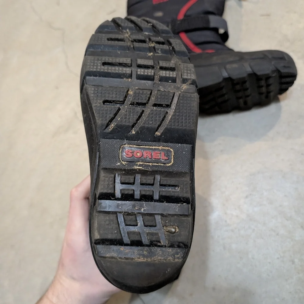 Sorel Kids 3 Flurry Boot Black Red Outdoor As Is